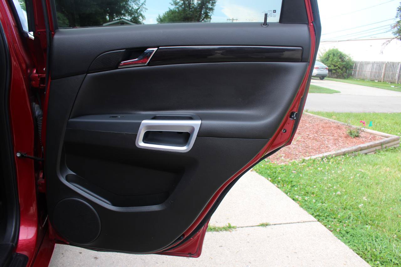 Used 2014 Chevrolet Captiva Sport LTZ FWD image 33
