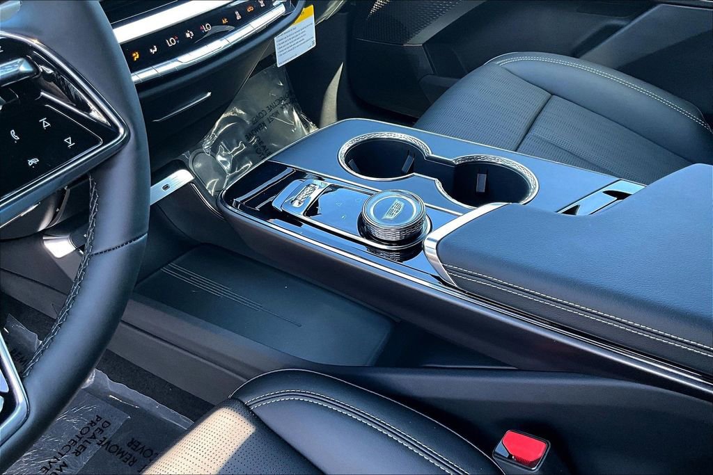 New 2026 Cadillac Lyriq Sport image 10