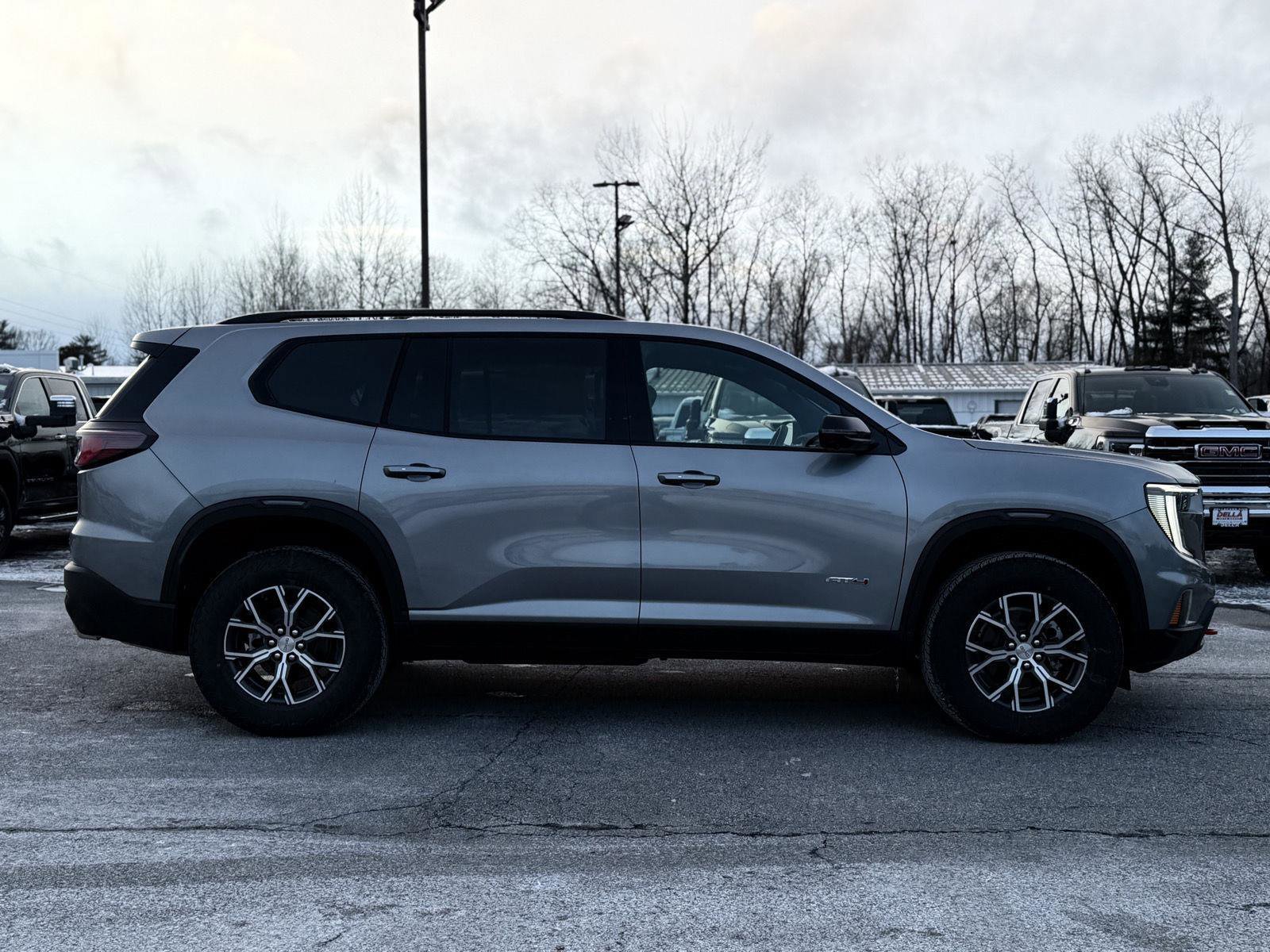 New 2026 GMC Acadia AT4 w/ Luxury Package image 4