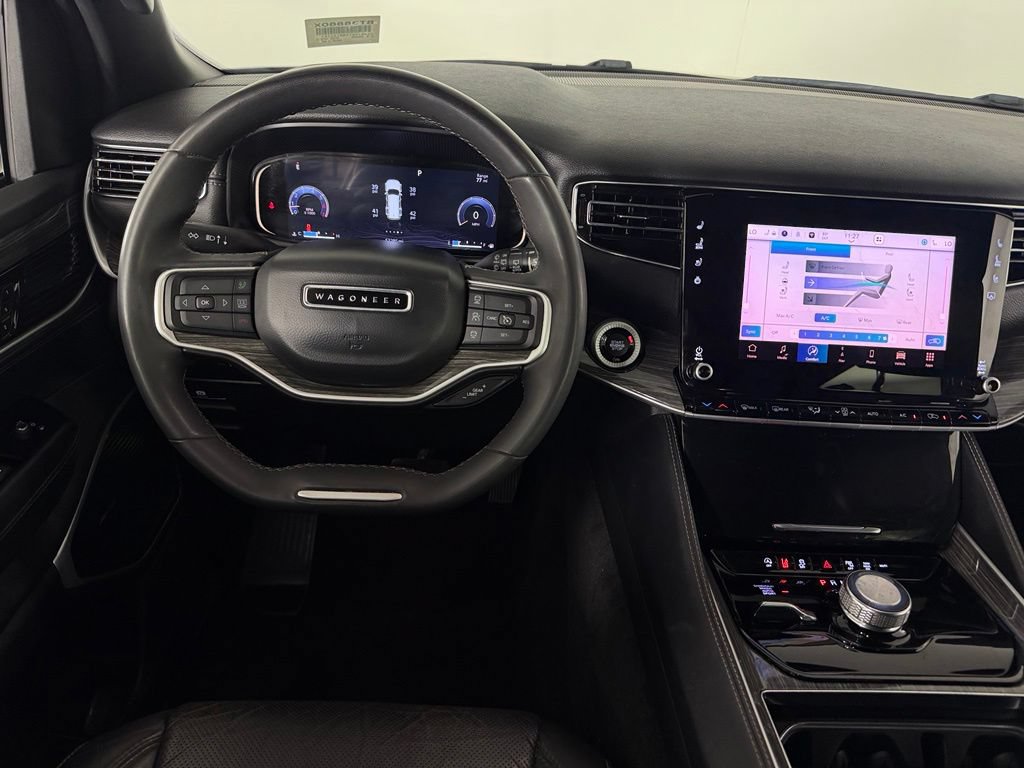 Used 2022 Jeep Wagoneer Series II AWD/4WD image 13