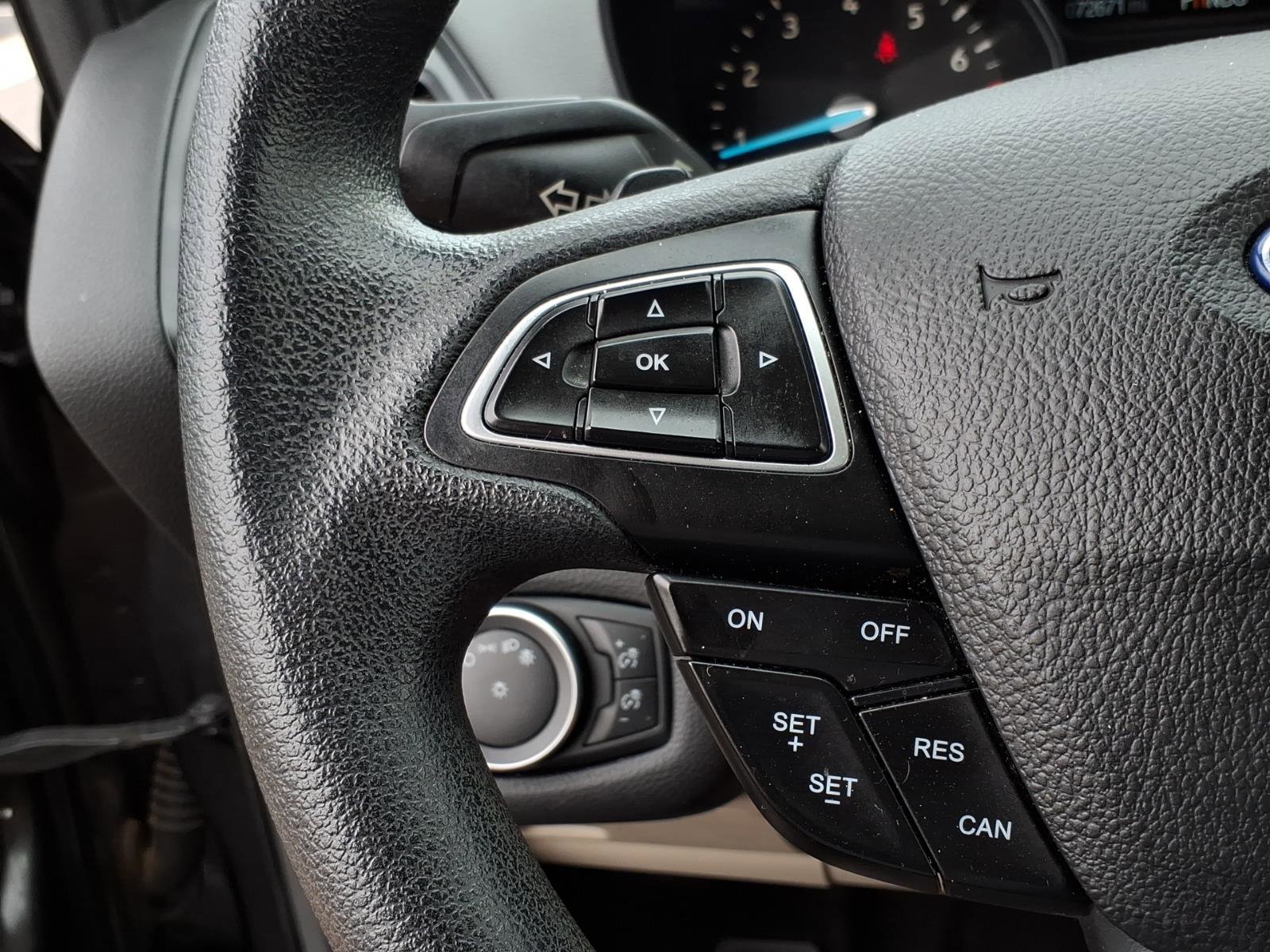 Used 2017 Ford Escape SE w/ Equipment Group 201A image 33