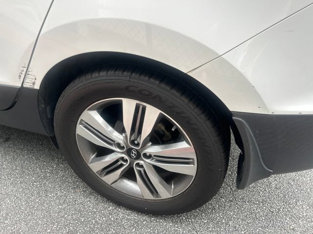 Used 2015 Hyundai Tucson Limited w/ Option Group 03 FWD image 6