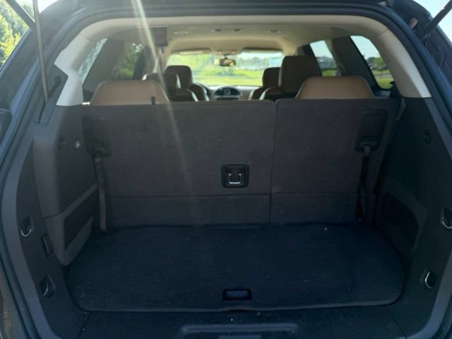 Used 2017 Buick Enclave Leather FWD image 8