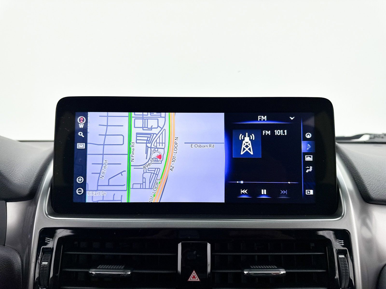 Used 2023 Lexus GX 460 Premium w/ Premium Package image 5