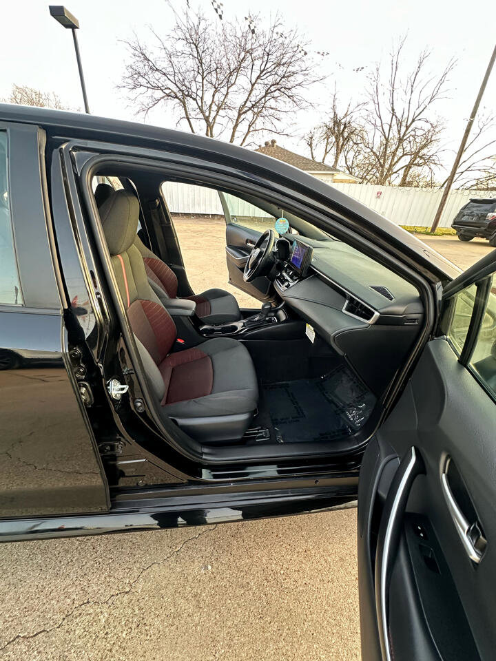Used 2024 Toyota Corolla Sedan w/ SE Convenience Package image 8