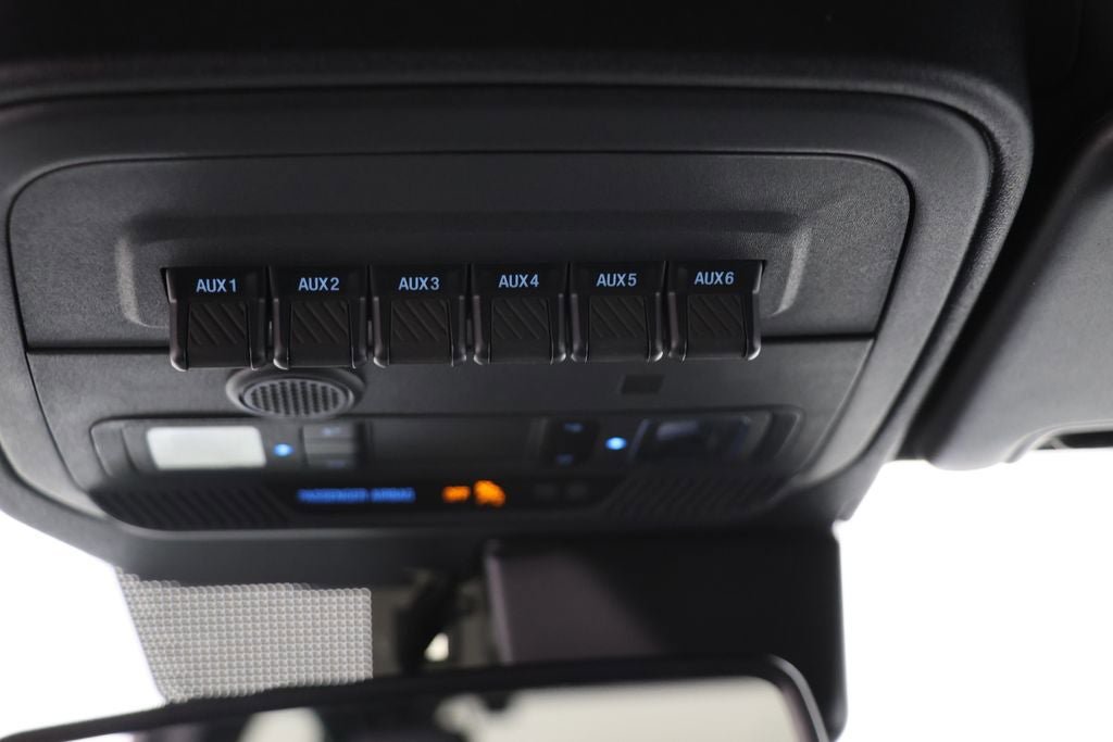 Used 2024 Ford Bronco Black Diamond AWD/4WD image 25