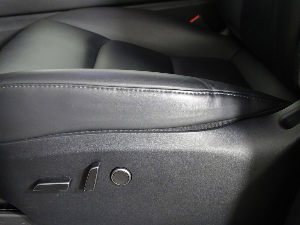 Used 2023 Tesla Model Y Long Range image 17