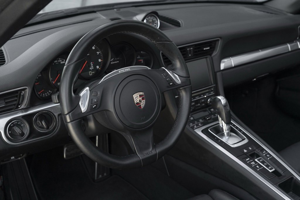 Used 2013 Porsche 911 Carrera image 16