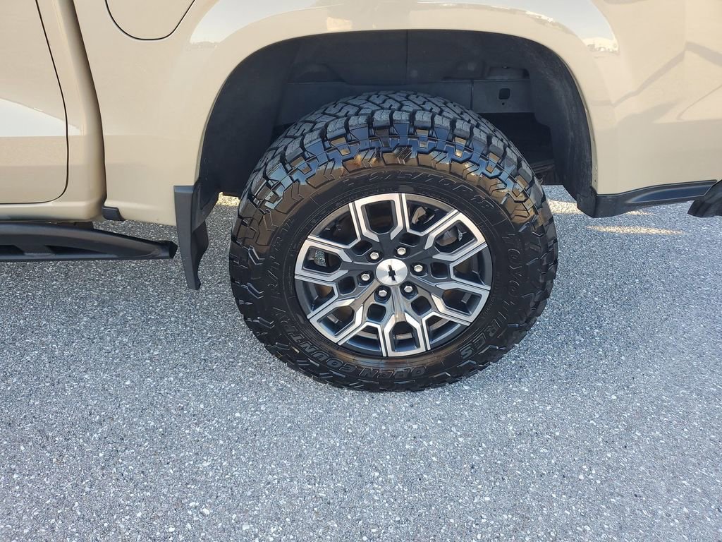 Used 2023 Chevrolet Colorado Z71 w/ Z71 Convenience Package 2 image 20