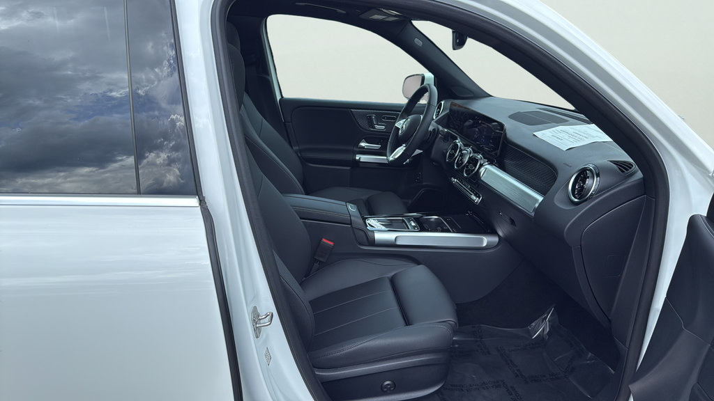 Certified 2026 Mercedes-Benz GLB 250 4MATIC image 22