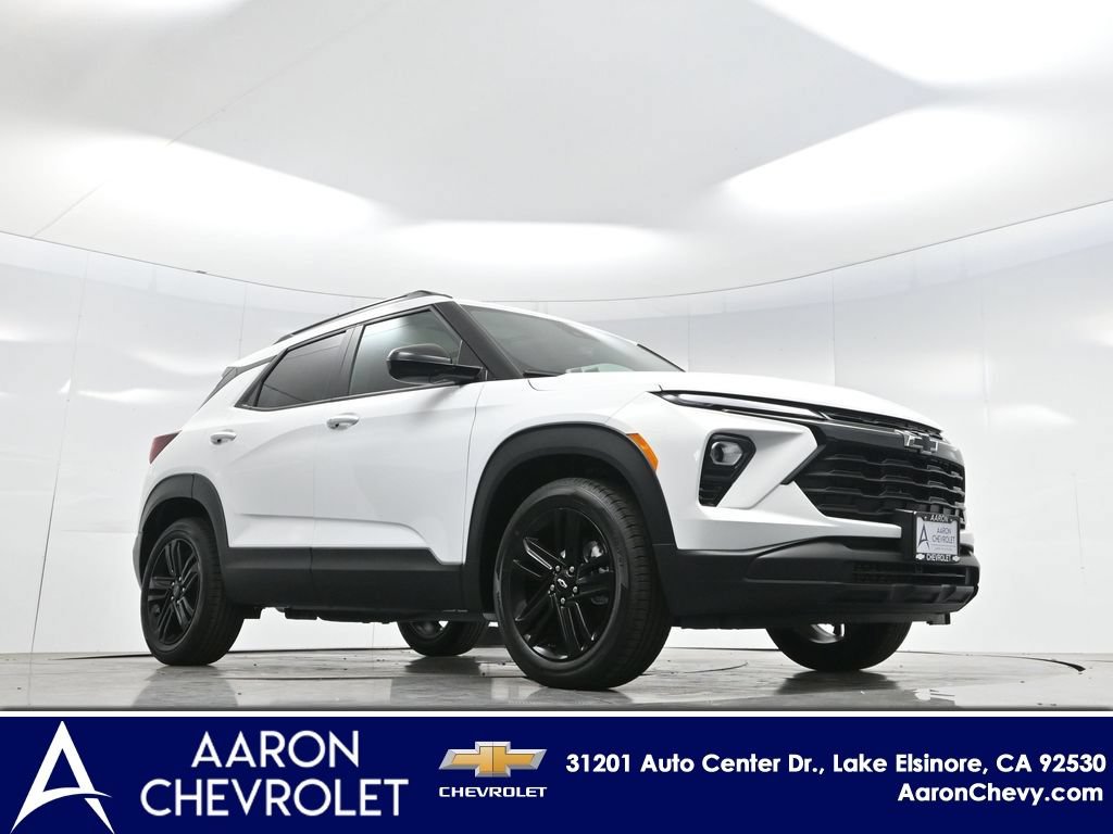 New 2026 Chevrolet TrailBlazer LT w/ Convenience Package FWD image 2