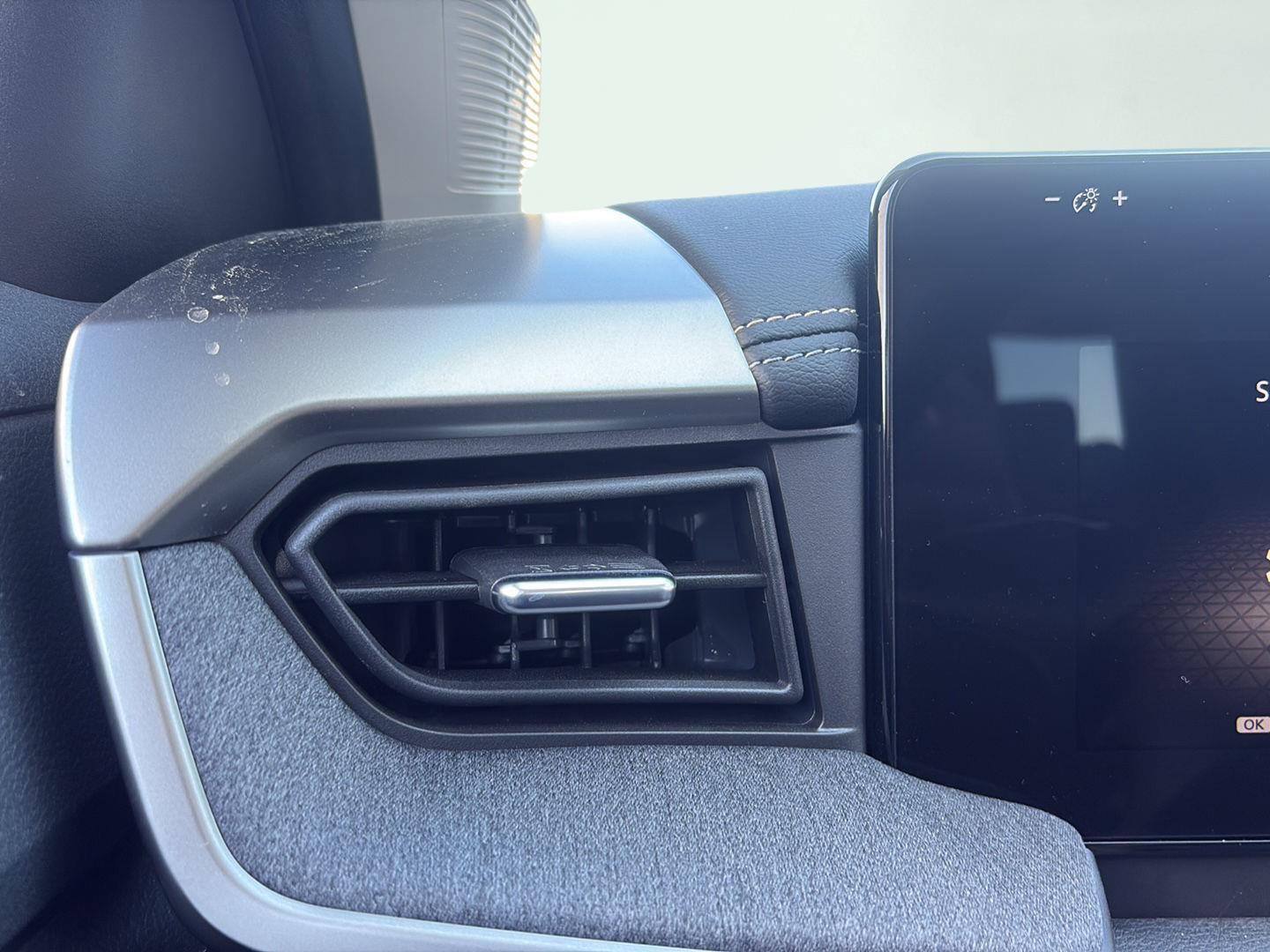 New 2026 Nissan Kicks SV w/ Cold Weather Package image 19