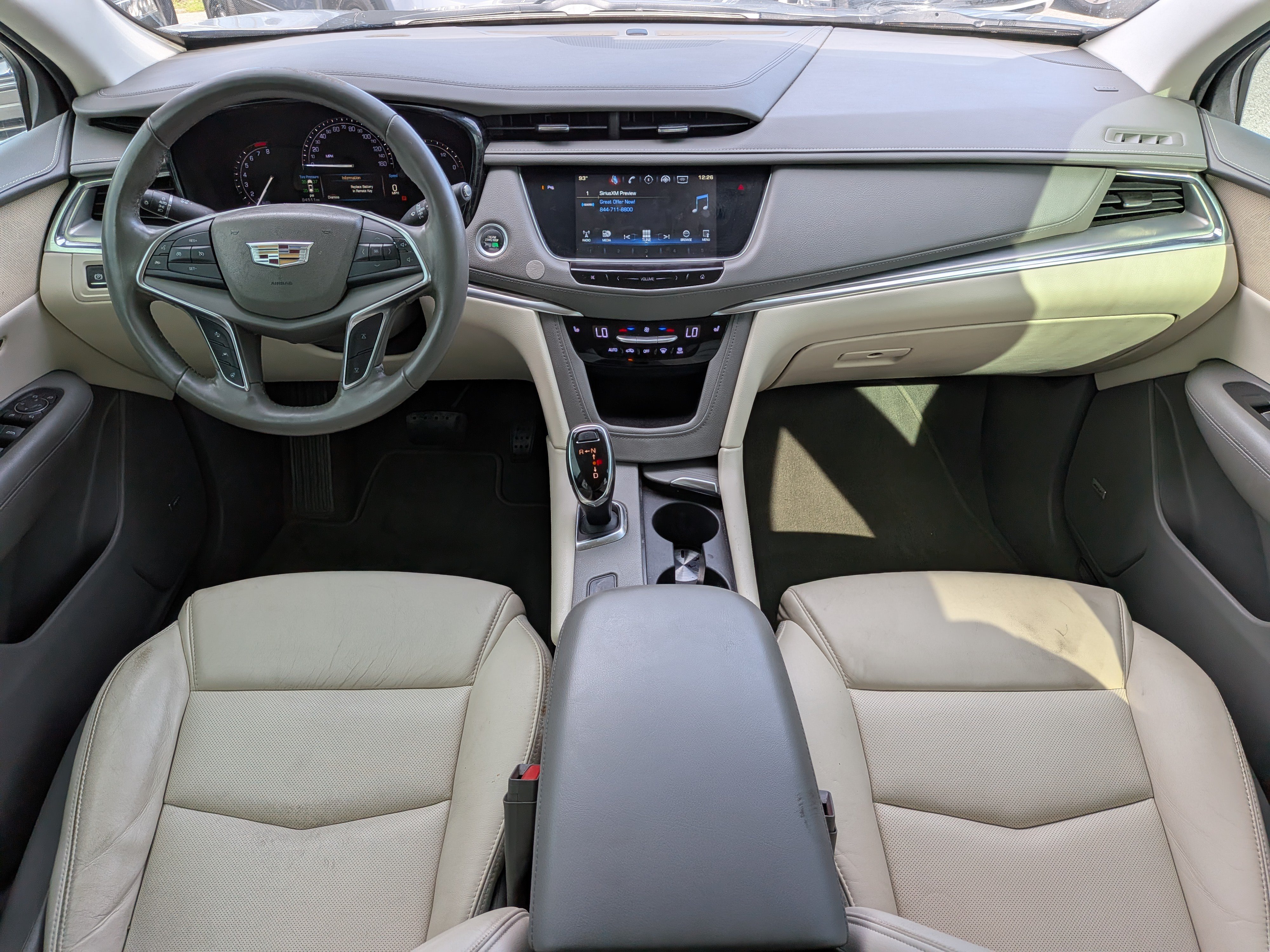 Certified 2018 Cadillac XT5 Luxury w/ Driver Awareness Package FWD image 13