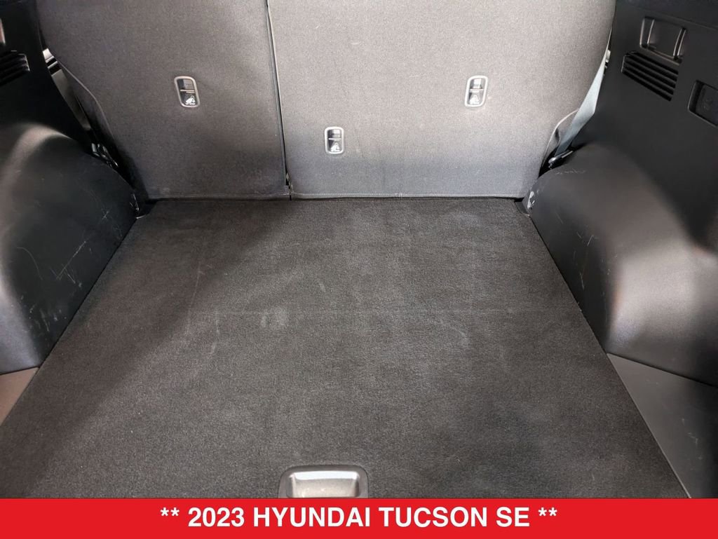 Used 2023 Hyundai Tucson SE image 31