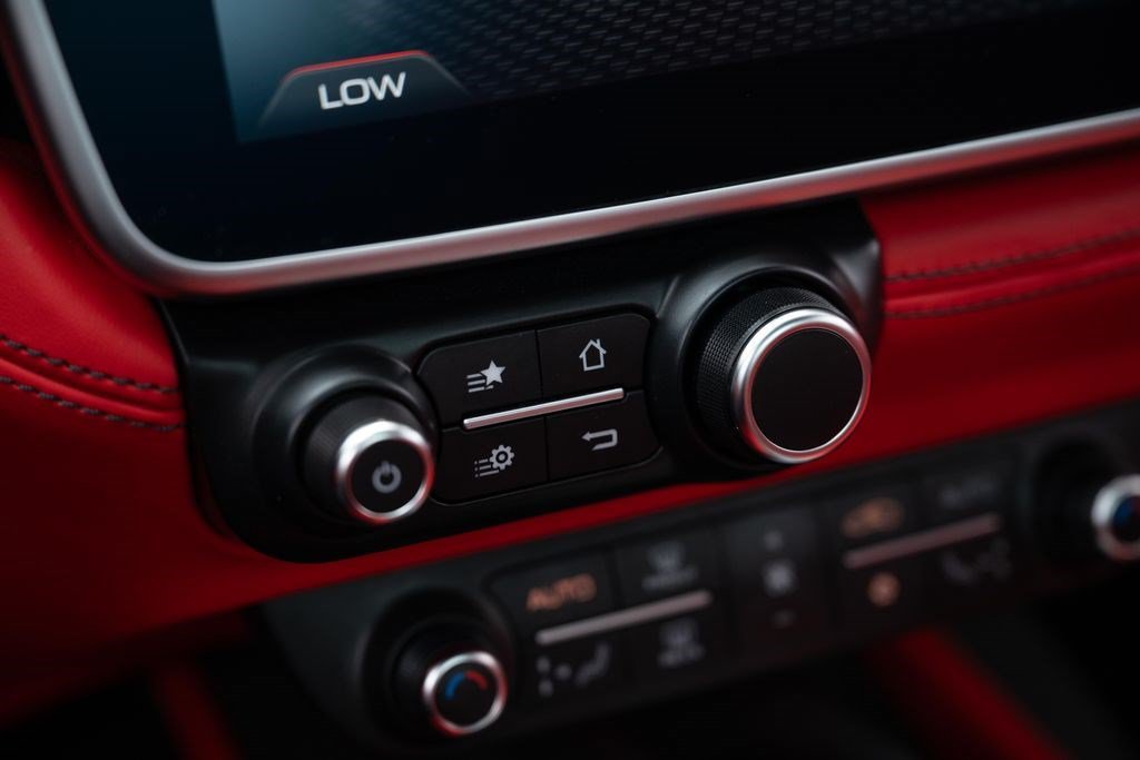 Used 2022 Ferrari Portofino M RWD image 49