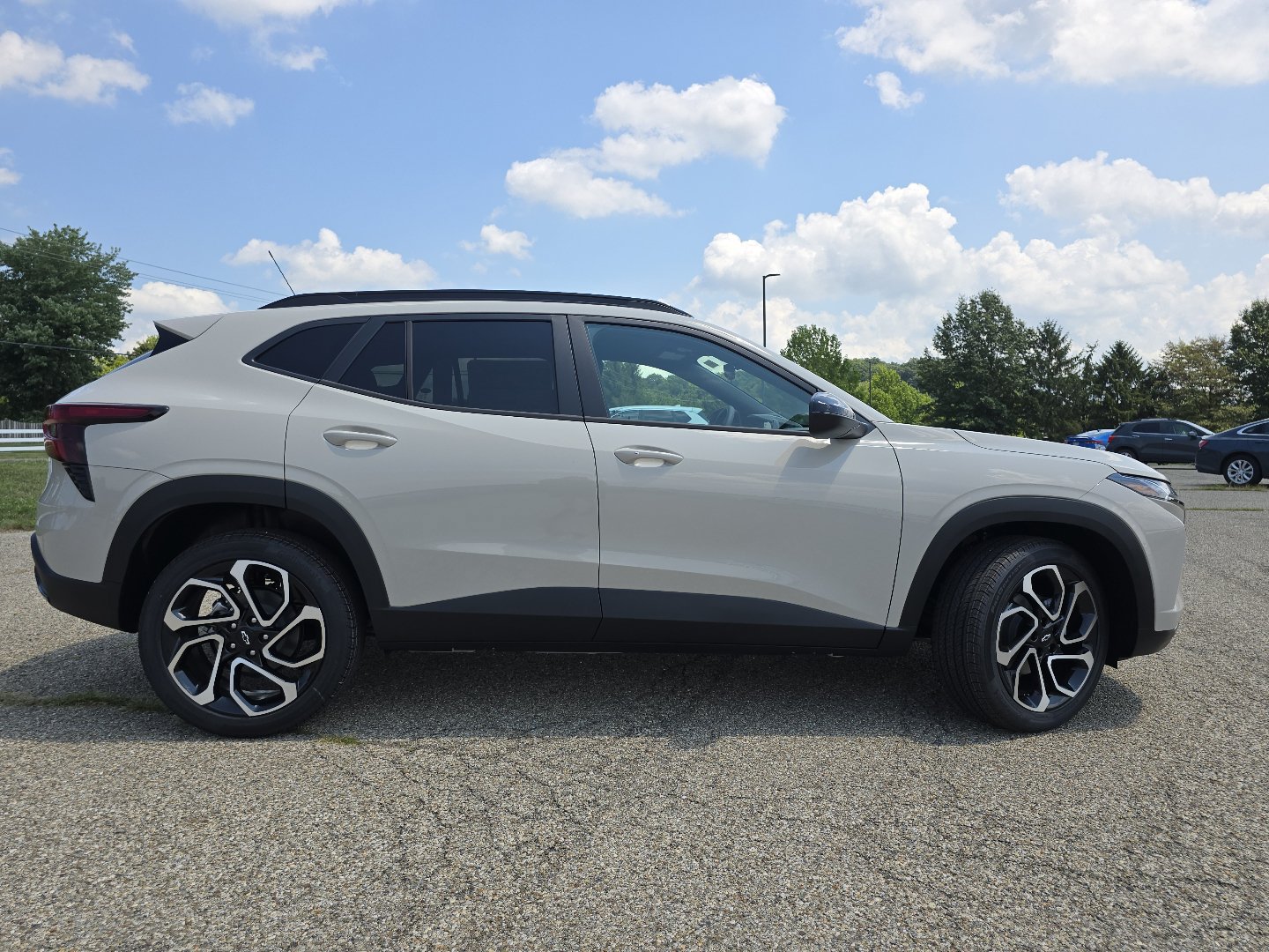 New 2026 Chevrolet Trax RS w/ Driver Confidence Package FWD image 11