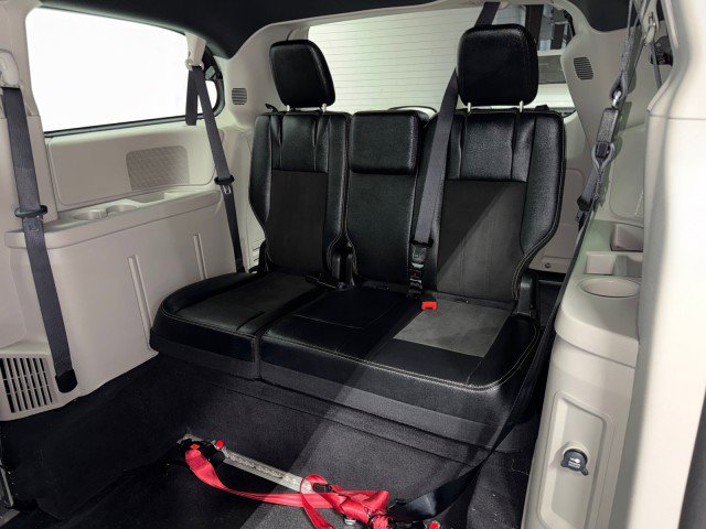 Used 2019 Dodge Grand Caravan SXT image 34