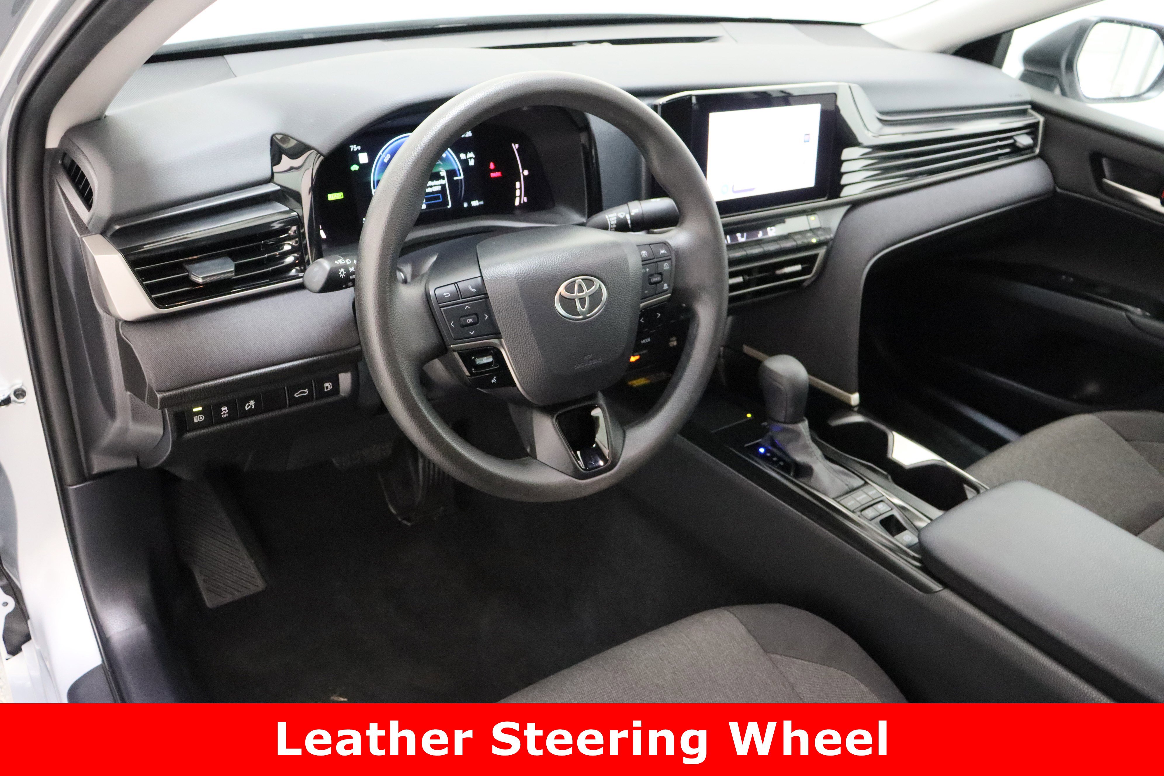 Certified 2025 Toyota Camry LE w/ Convenience Package FWD image 13