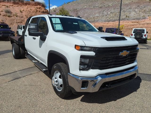 Used 2024 Chevrolet Silverado 3500 W/T w/ WT Convenience Package image 3