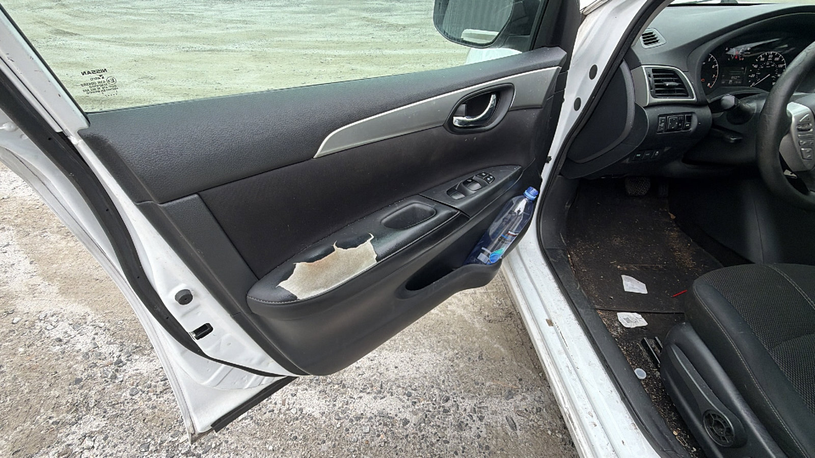 Used 2017 Nissan Sentra S image 13