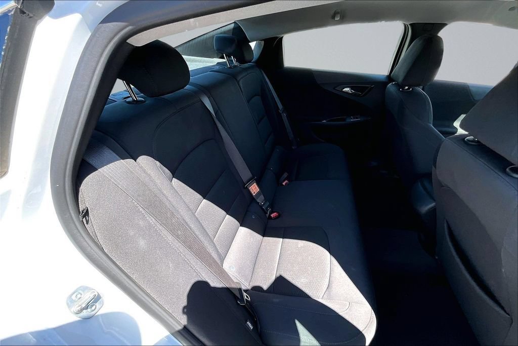 Used 2024 Chevrolet Malibu LS FWD image 21