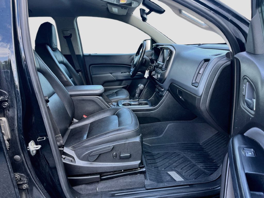 Used 2019 Chevrolet Colorado Z71 w/ Z71 Midnight Edition AWD/4WD image 26