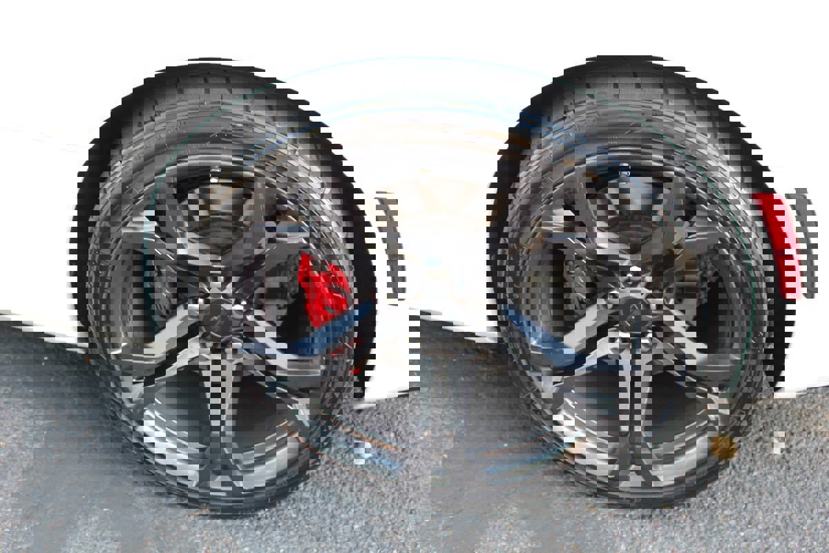 Used 2019 Chevrolet Camaro SS RWD image 47