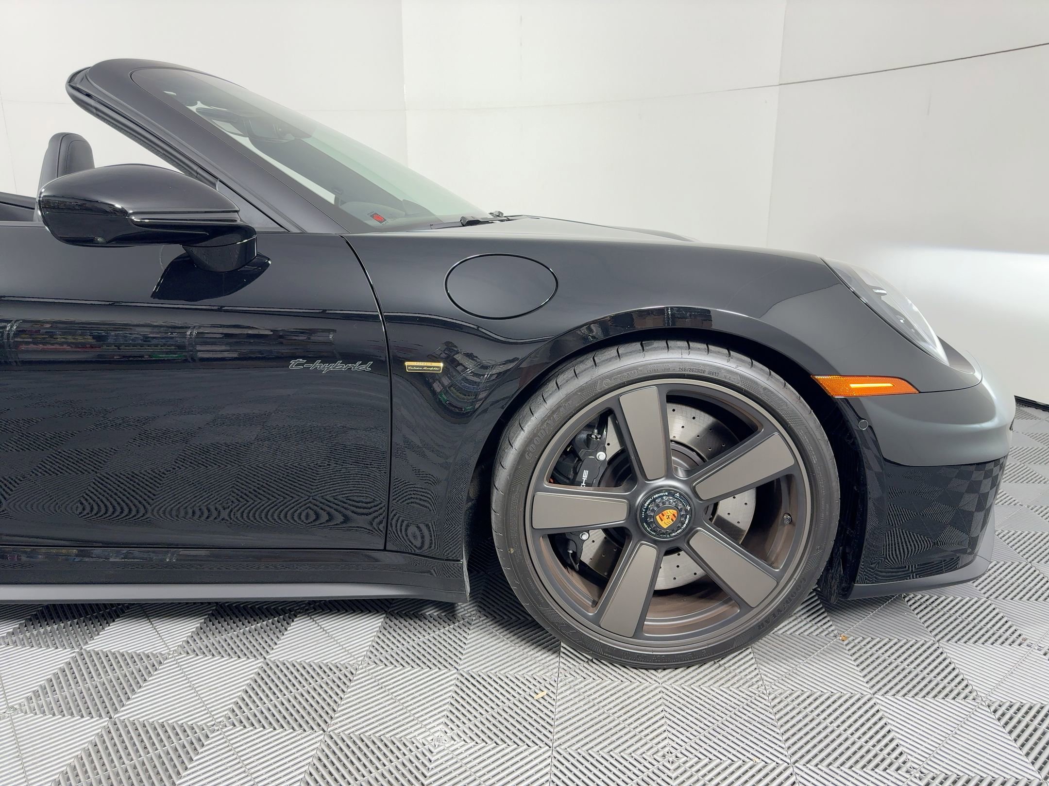 Used 2026 Porsche 911 GTS image 12
