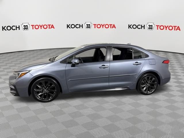 Used 2024 Toyota Corolla SE FWD image 4