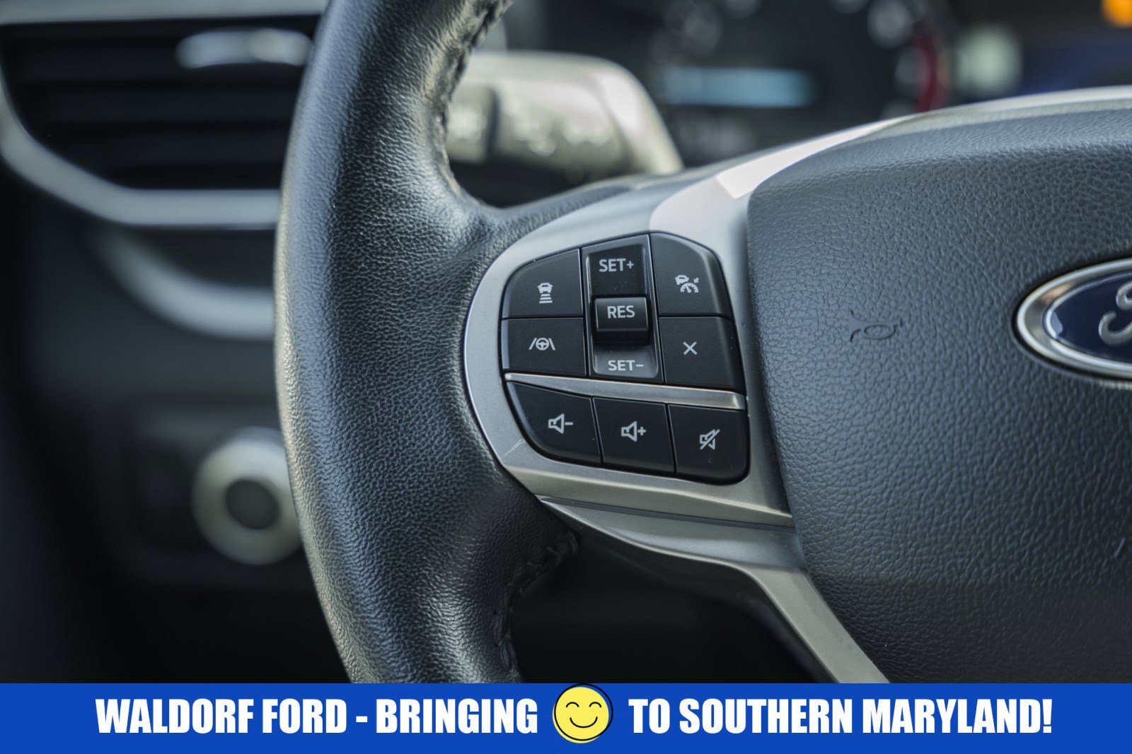 Used 2022 Ford Explorer XLT w/ Equipment Group 202A image 32