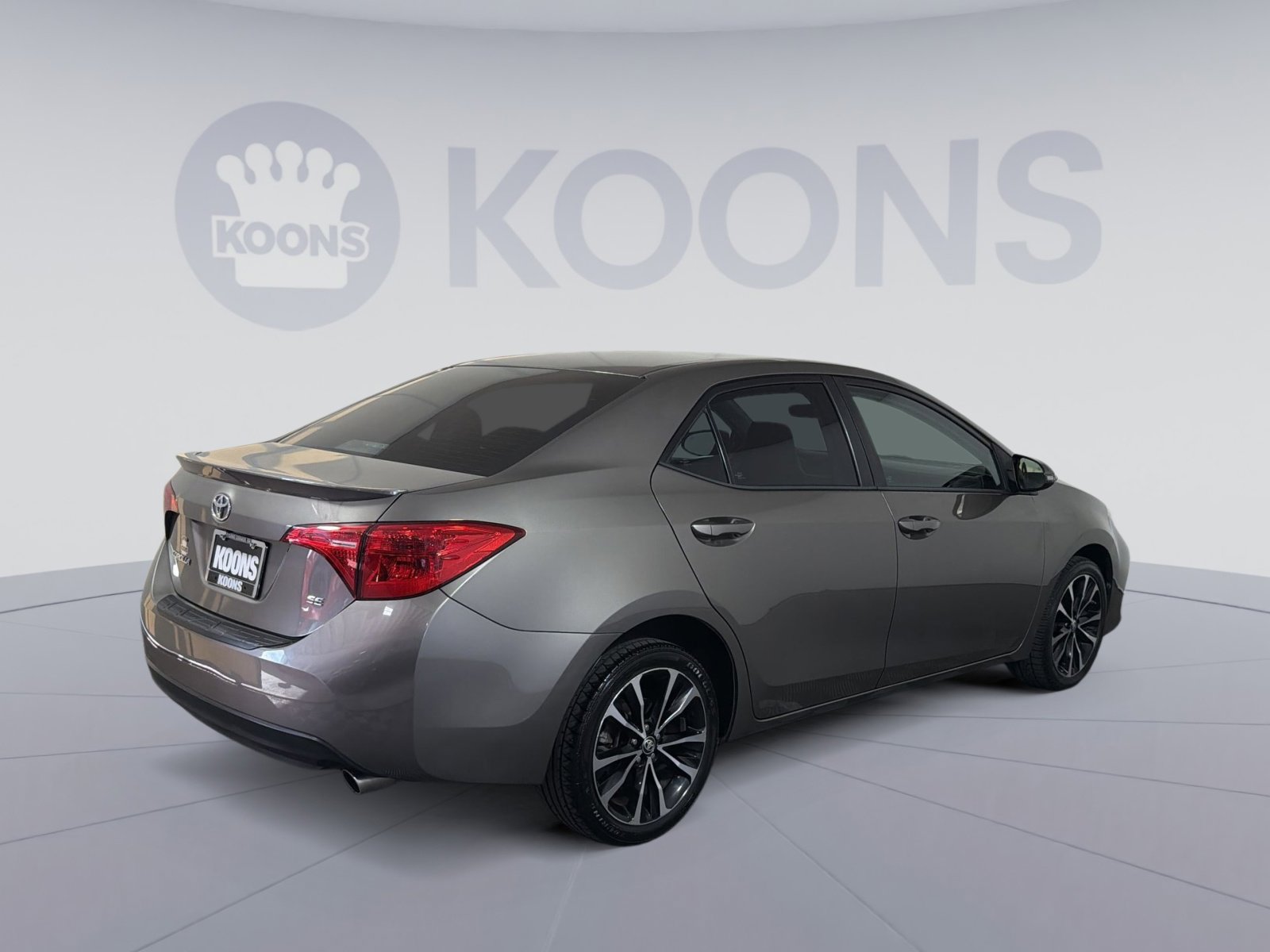 Used 2019 Toyota Corolla SE w/ Carpet Mat Package (TMS) image 7