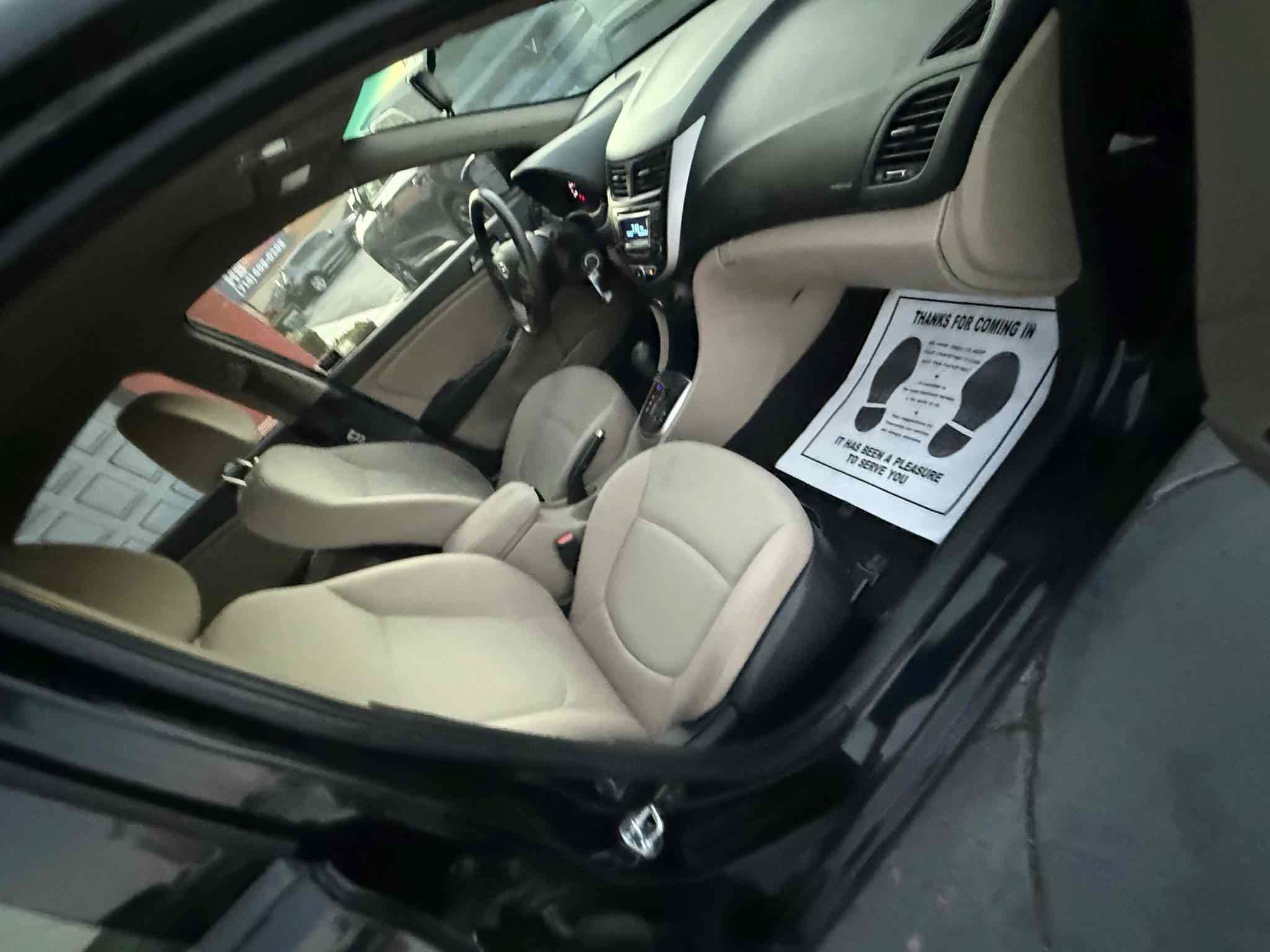 Used 2017 Hyundai Accent Value Edition FWD image 28