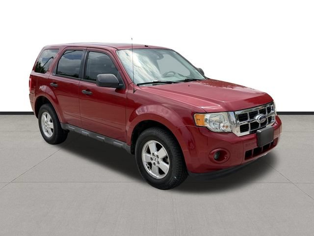 Used 2011 Ford Escape XLS w/ 101A Rapid Spec Order Code FWD image 3