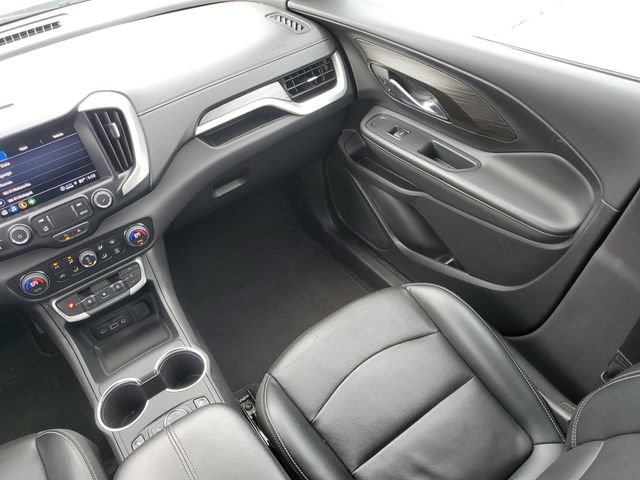 Used 2024 GMC Terrain SLT AWD/4WD image 16