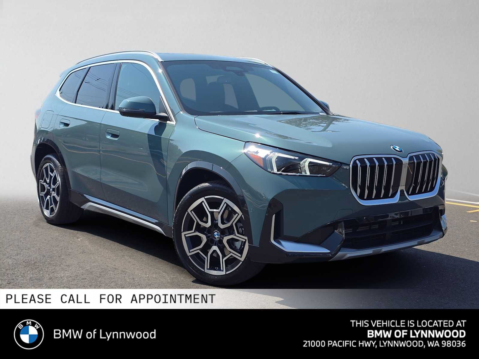 New 2026 BMW X1 xDrive28i w/ Technology Package AWD/4WD image 1