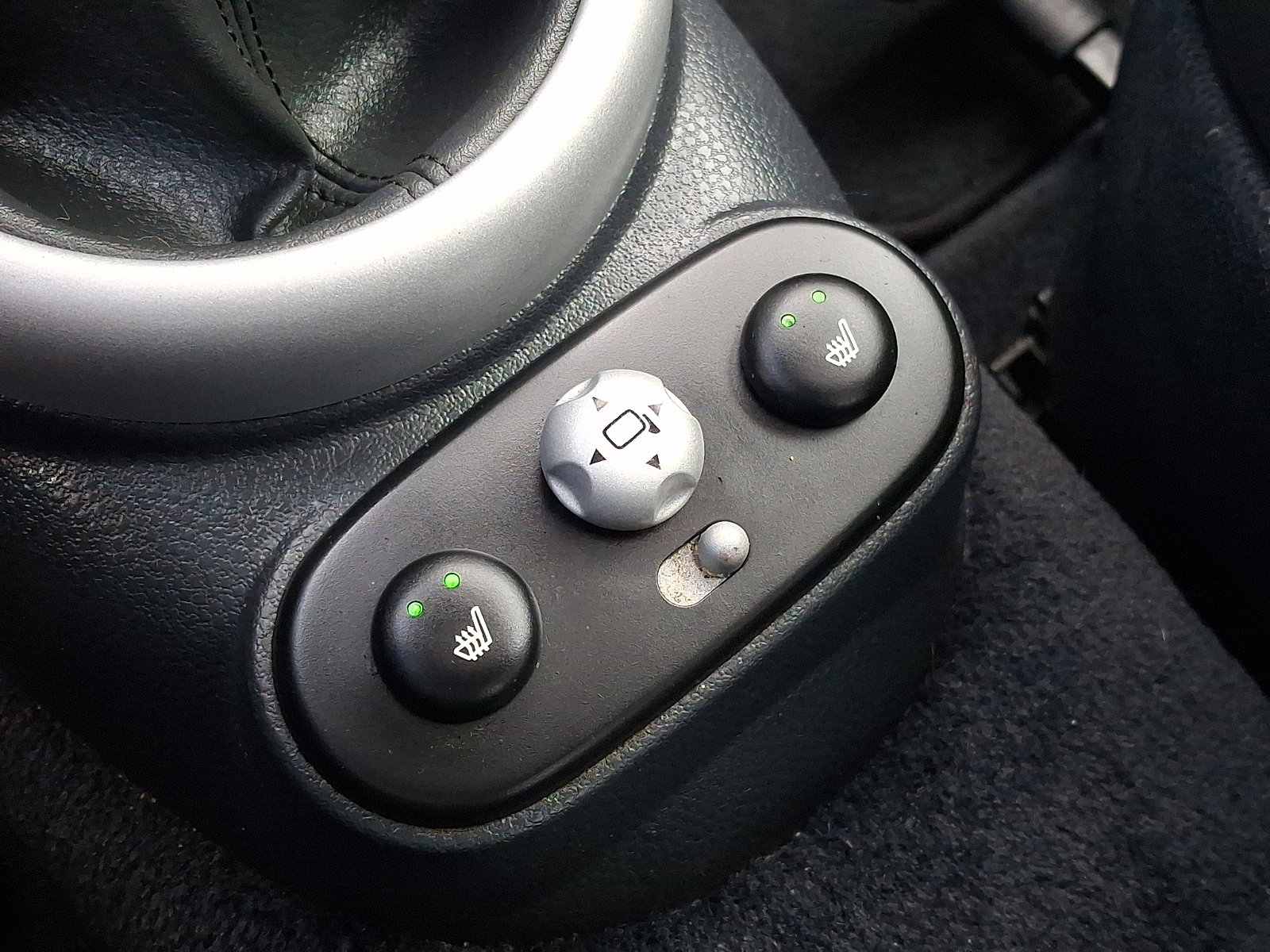 Used 2004 MINI Cooper S image 24