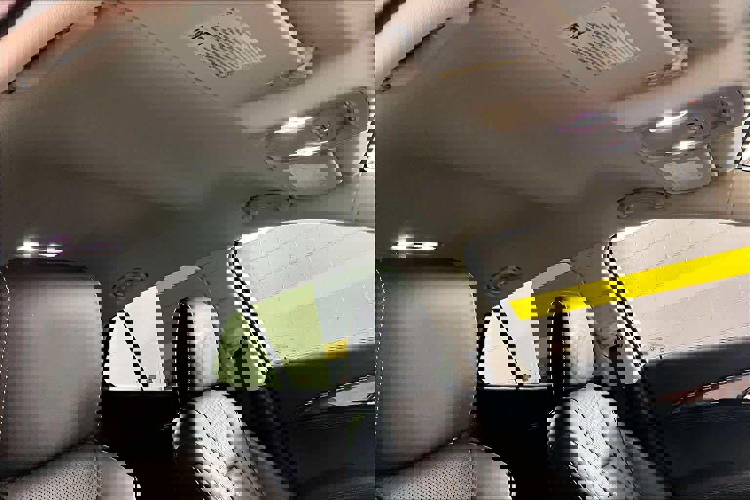 Certified 2021 Buick Envision Essence w/ Sport Touring Package image 14