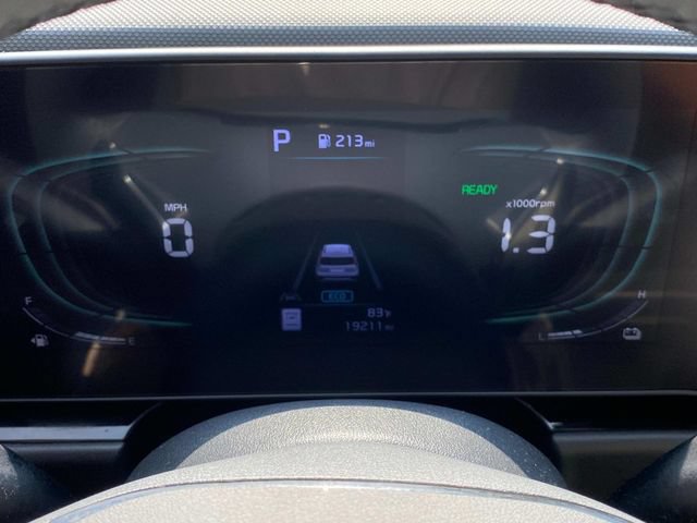 Used 2023 Kia Niro EX Touring FWD image 15