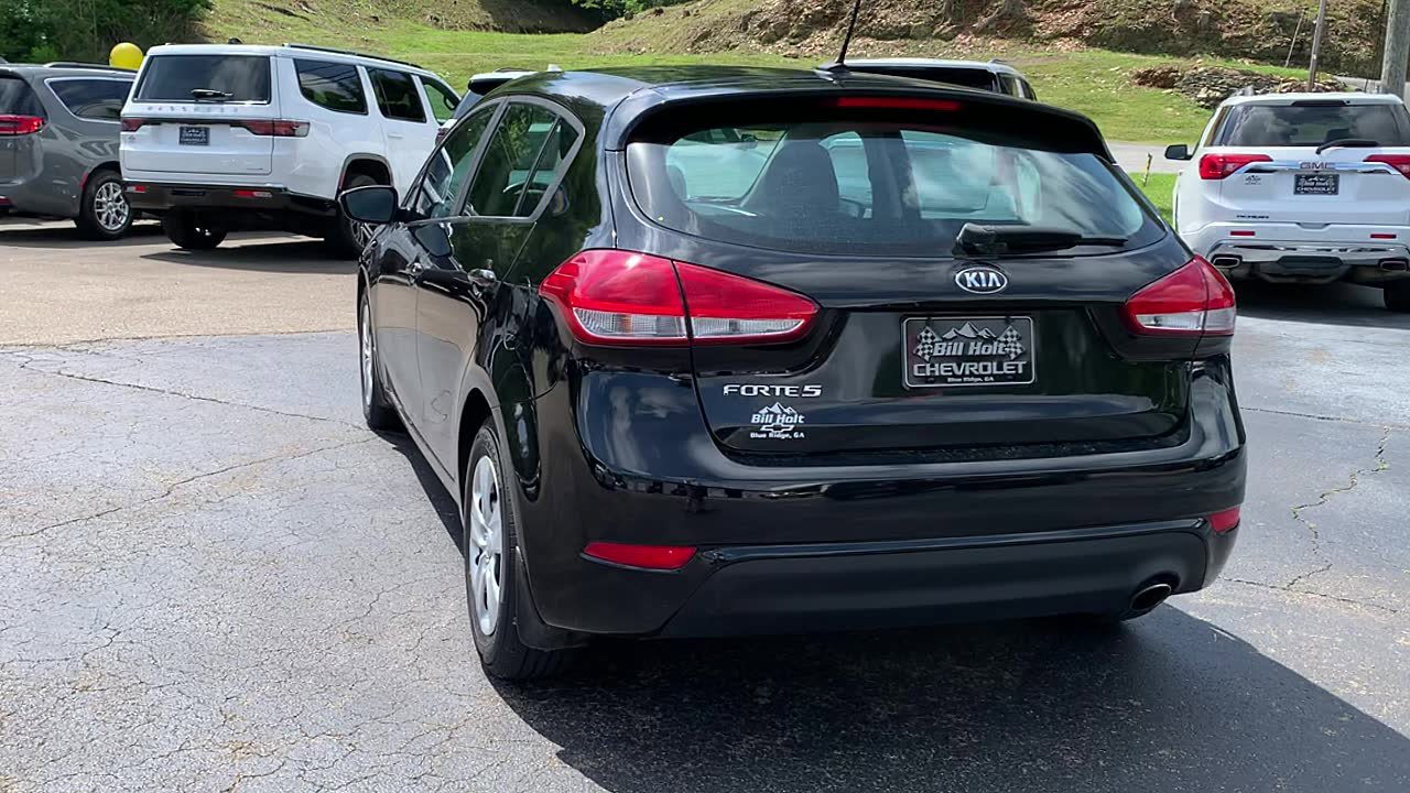Used 2017 Kia Forte LX FWD image 6