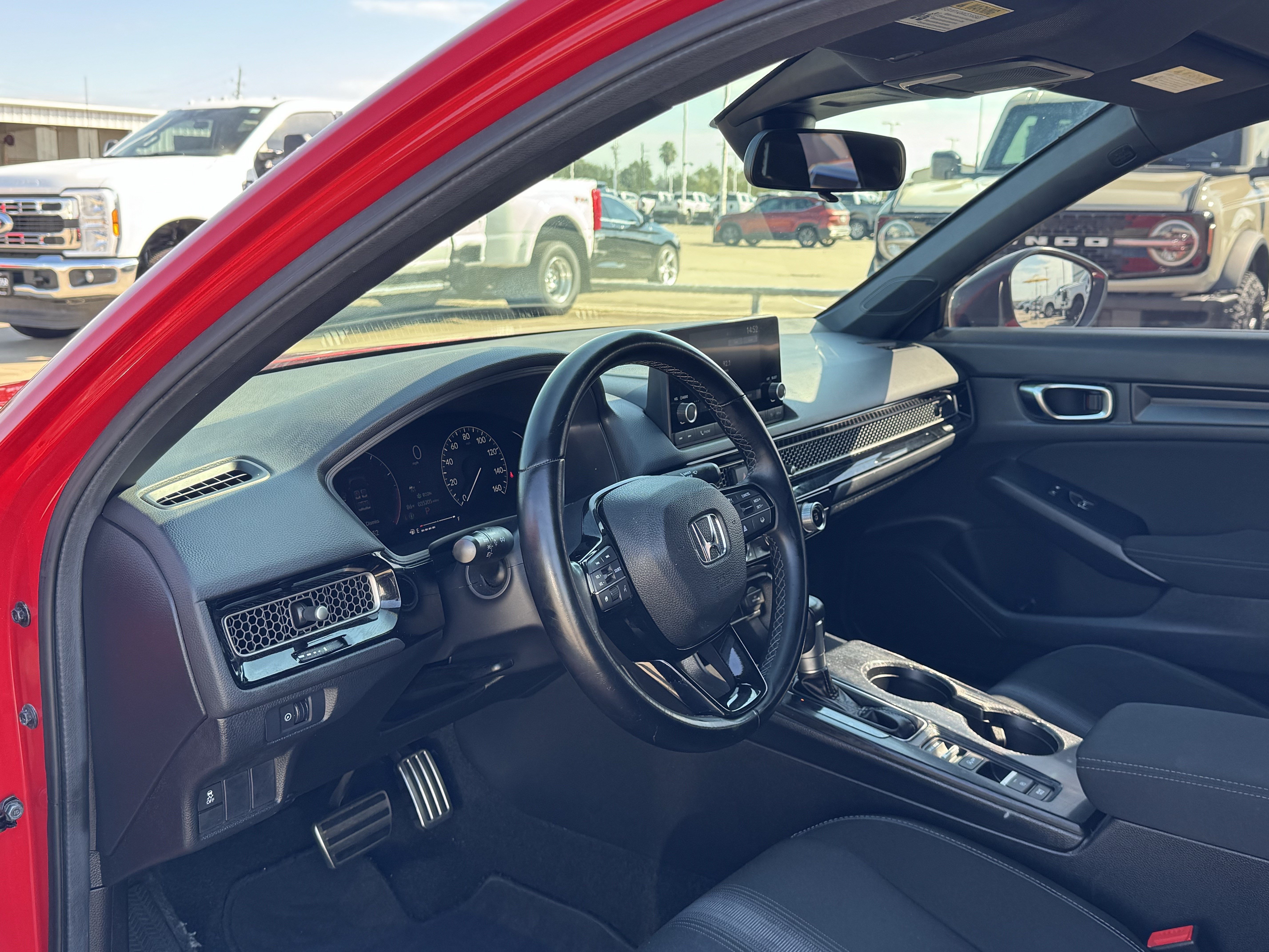 Used 2025 Honda Civic Sport image 16
