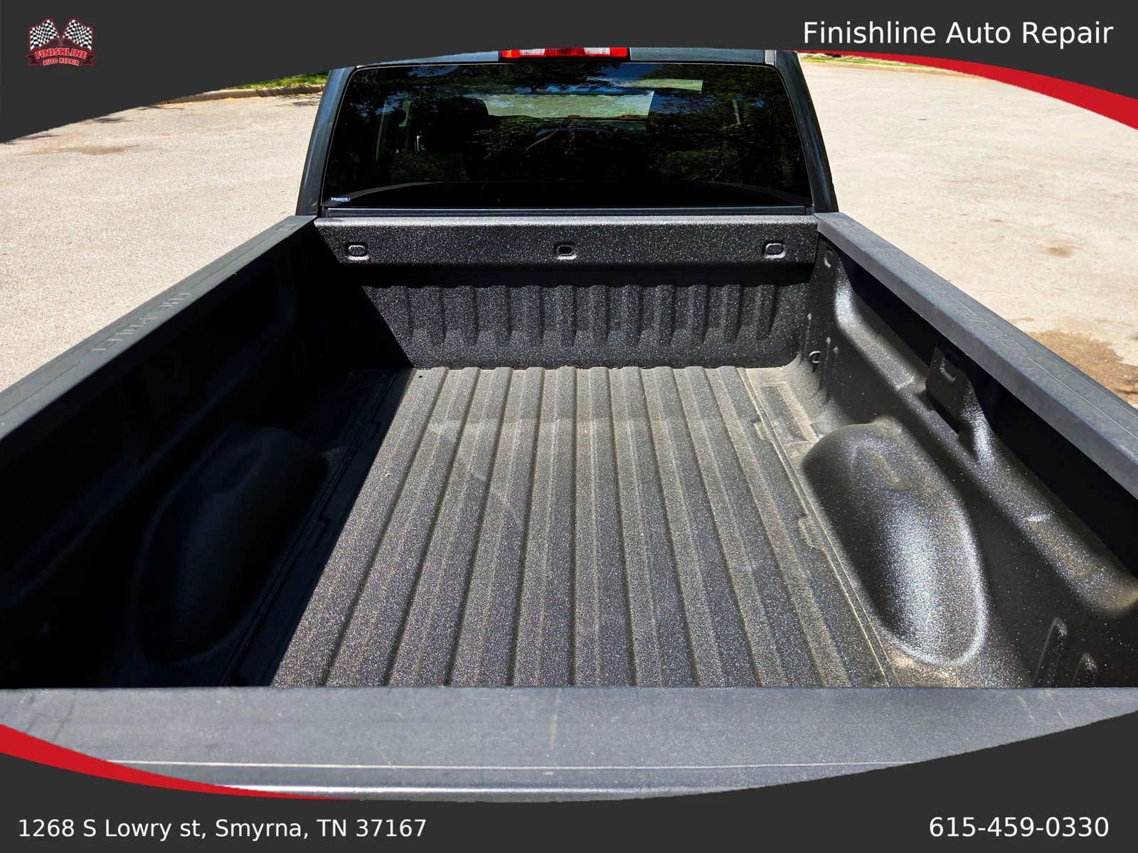 Used 2018 Chevrolet Silverado 1500 LT AWD/4WD image 9