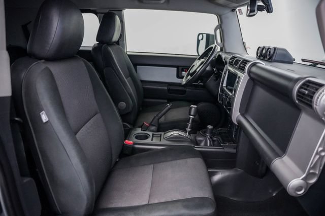Used 2011 Toyota FJ Cruiser 4WD w/ Upgrade Pkg image 20