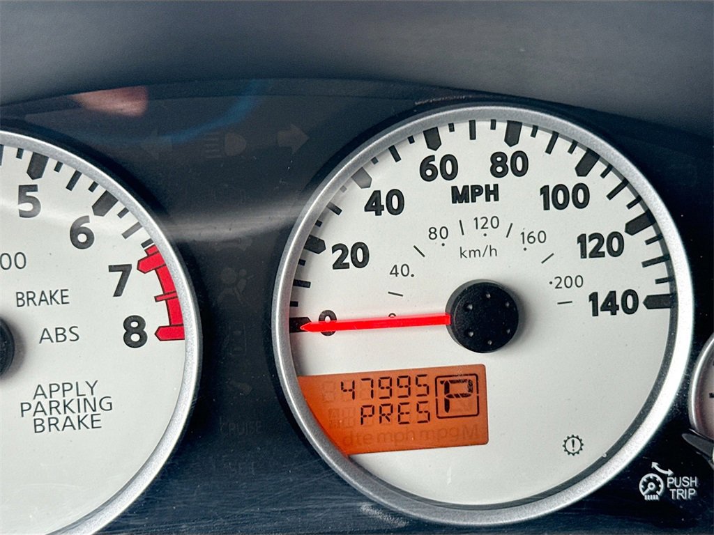 Used 2020 Nissan Frontier PRO-4X image 12