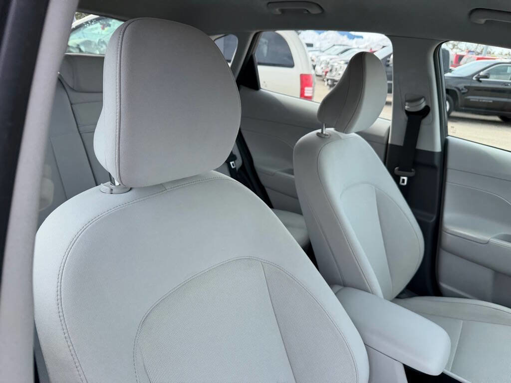 Used 2024 Hyundai Kona SE AWD/4WD image 47