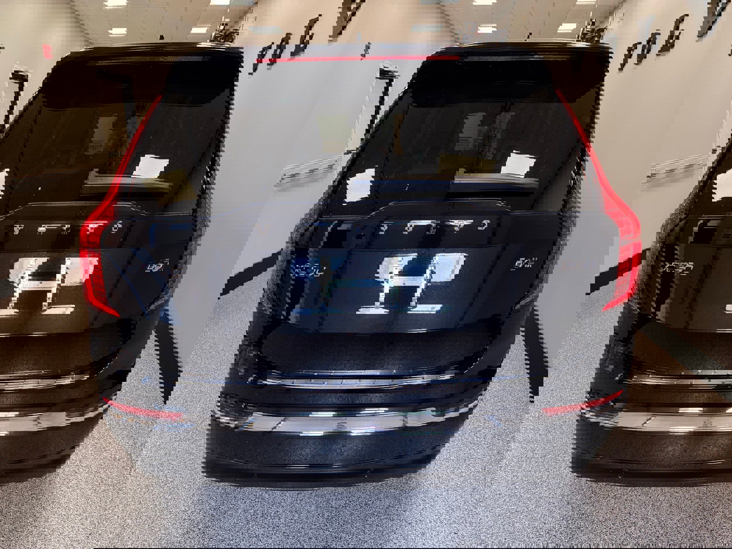 New 2026 Volvo XC90 B6 Ultra w/ Protection Package Premier image 9