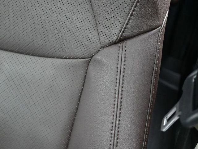 Used 2024 Toyota Sienna Platinum image 13