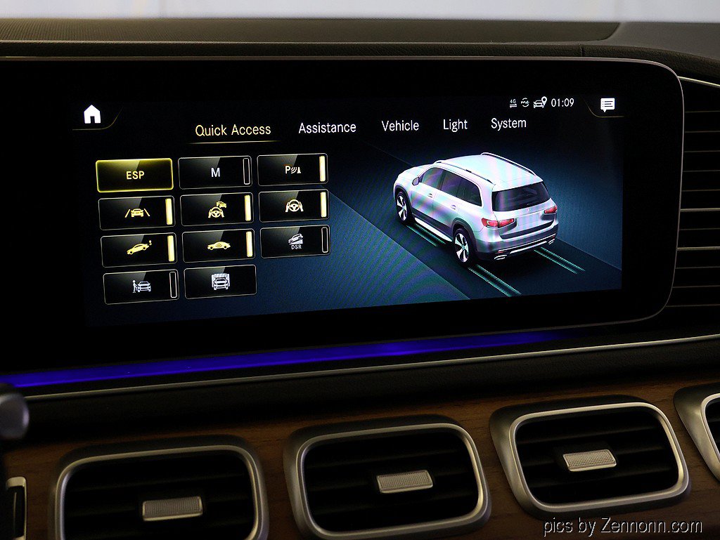 Used 2023 Mercedes-Benz GLS 450 4MATIC image 19