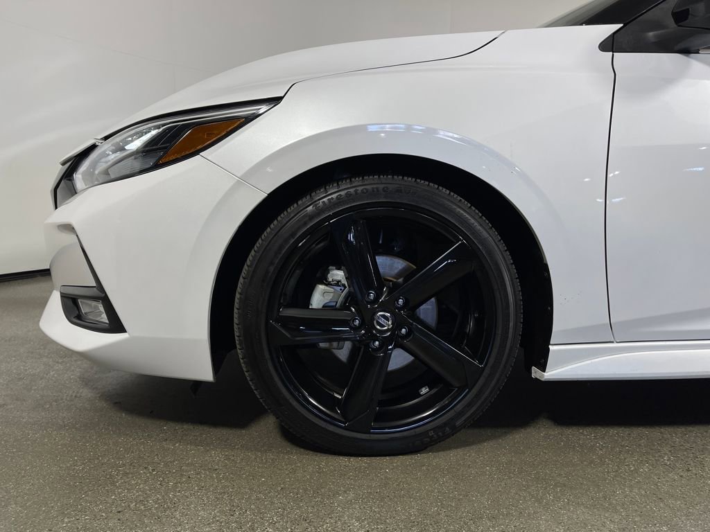 Used 2023 Nissan Sentra SR w/ Midnight Edition Package image 11