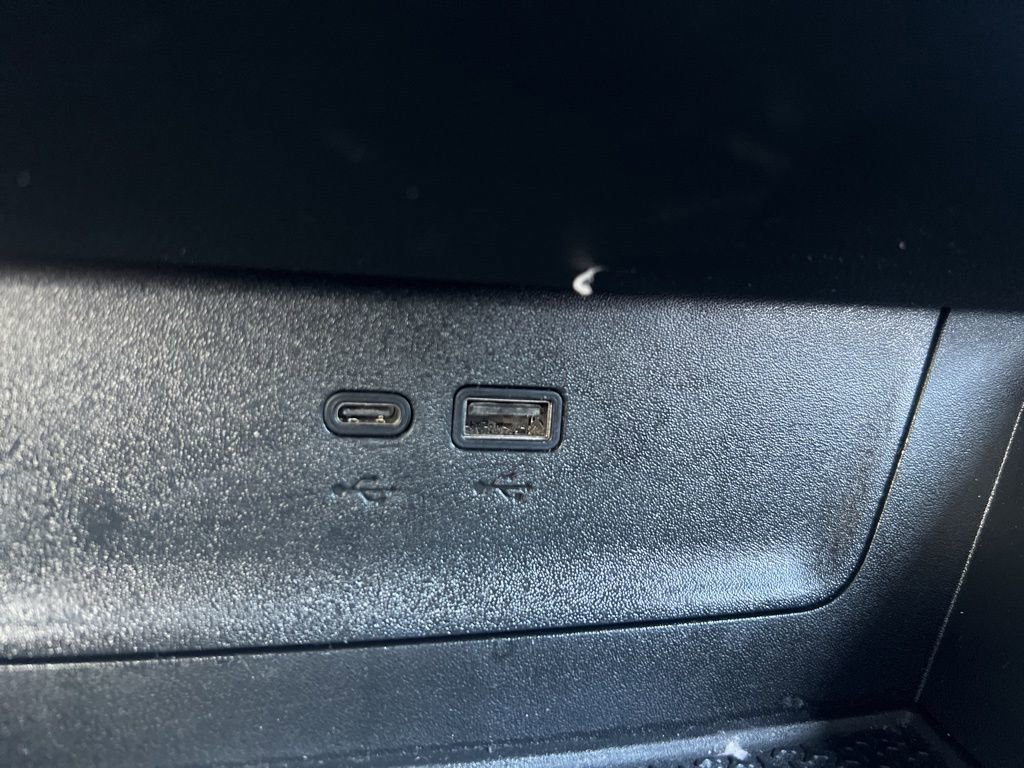 Used 2025 Chevrolet Equinox LT image 21