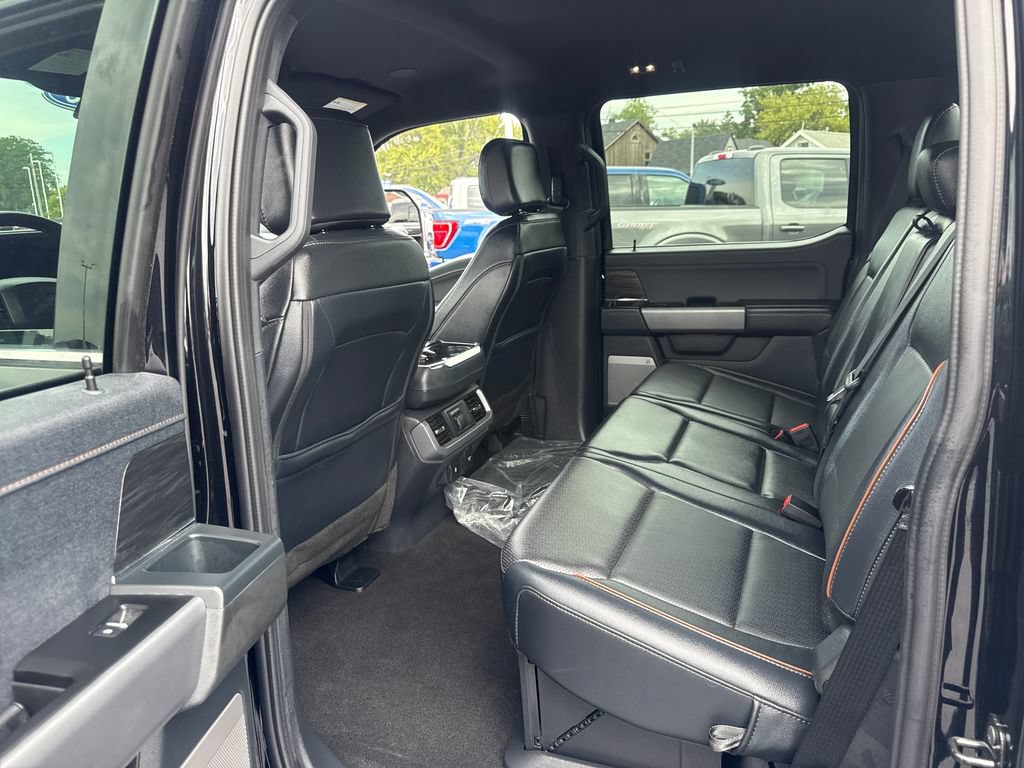 Used 2025 Ford F150 Lariat w/ Equipment Group 502A High AWD/4WD image 14